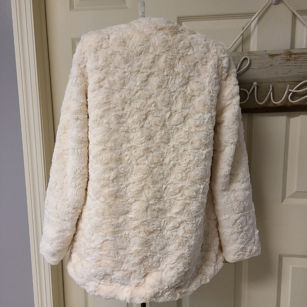 🤍Sage & Sadie Soft Cream Fluffy Faux Fur Fluffy Jacket Coat - Picture 12 of 16